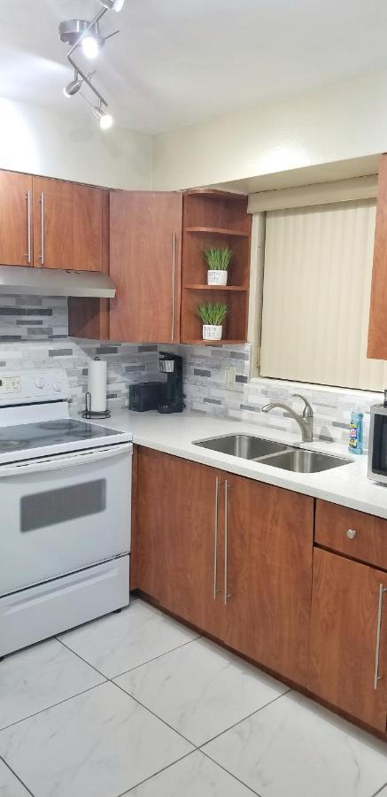 Glam 2 Bedroom Apartment Close To Nsu In Cooper City Exterior foto